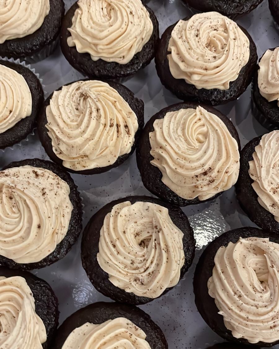 Dark Chocolate Cupcakes